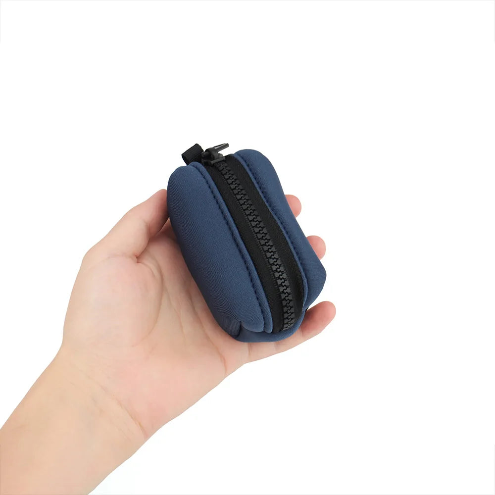 Dispensador de bolsas para excrementos de perro portátil
